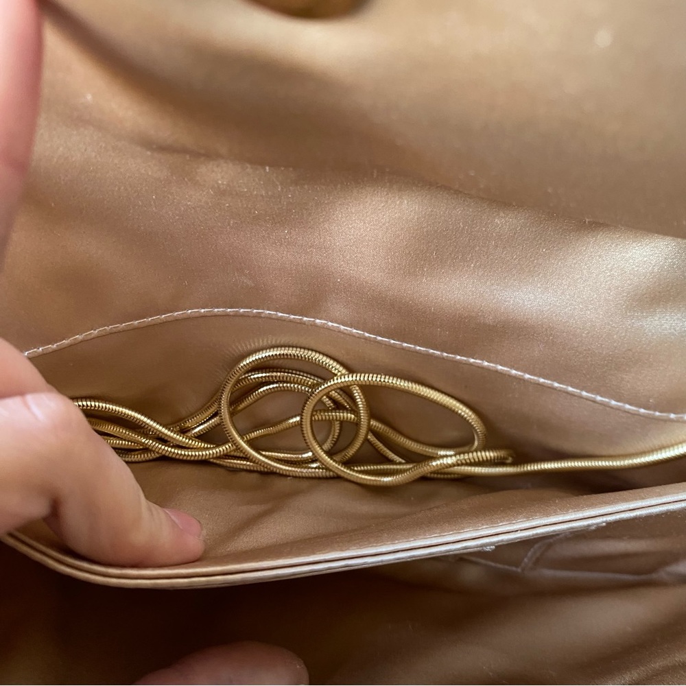 Badgley Mischka Dora Champagne Crossbody Clutch - Picture 5 of 5